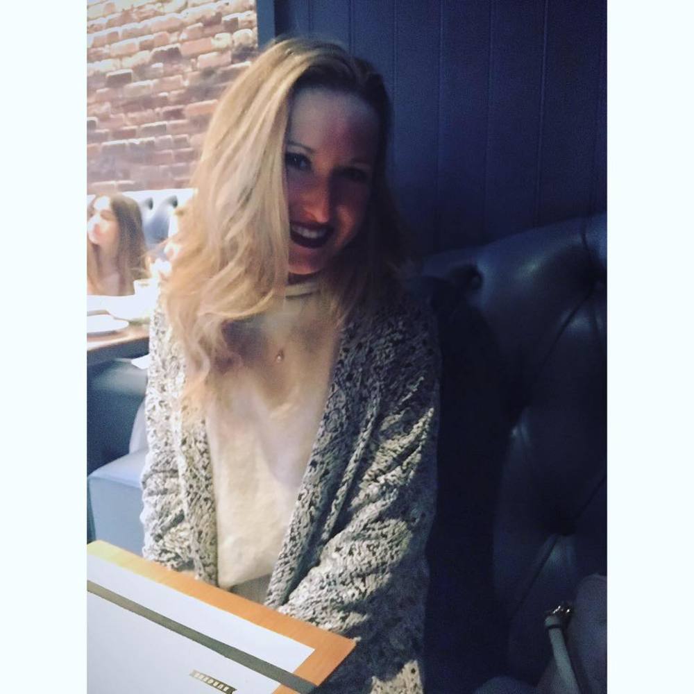 Meet your Posher, Olivia